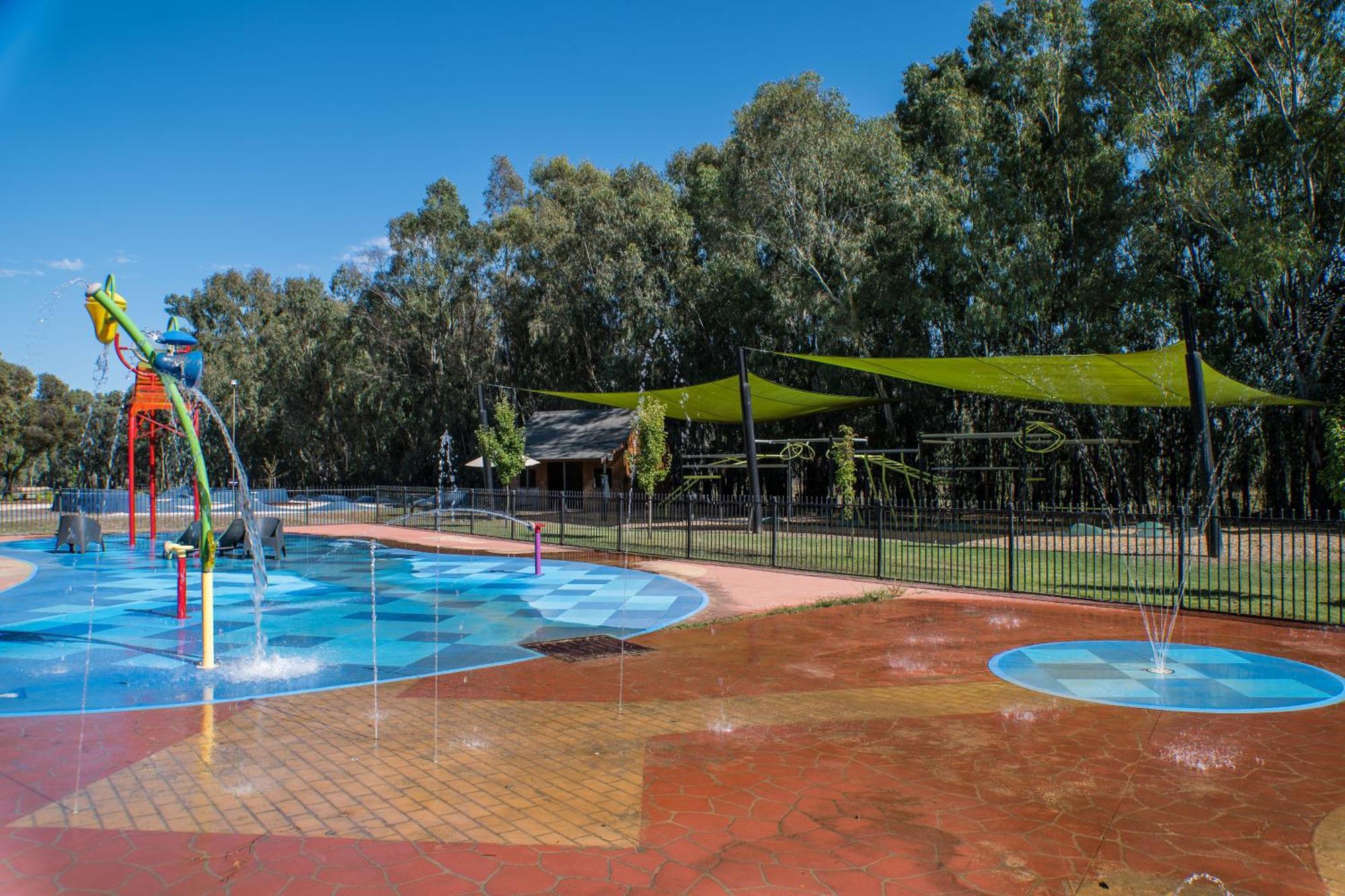 Tasman Holiday Parks - Moama On The Murray Buitenkant foto